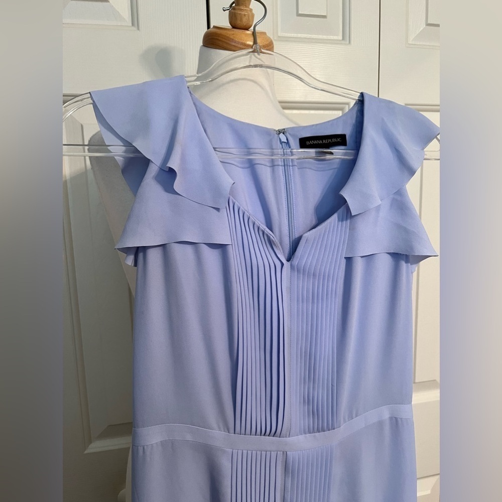 Banana Republic Baby Blue Ruffle dress size 2 - Picture 2 of 4